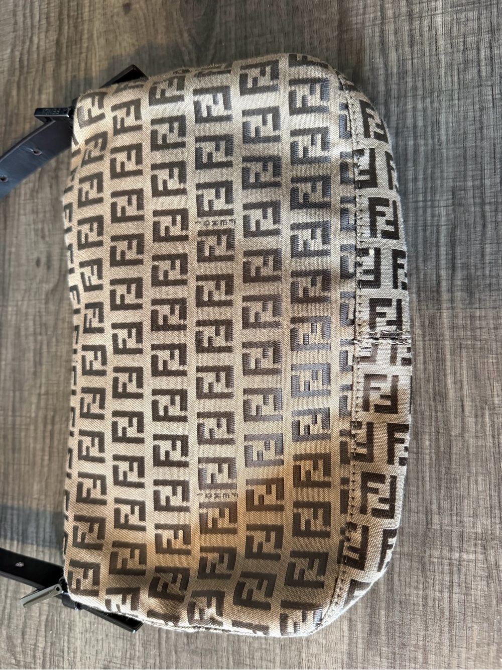 Fendi Brown & Black FF Logo Baguette Shoulder Bag - Picture 14 of 16